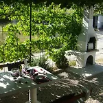 Apartments Crnjac