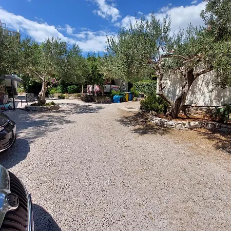 Διαμέρισμα Apartments Crnjac *