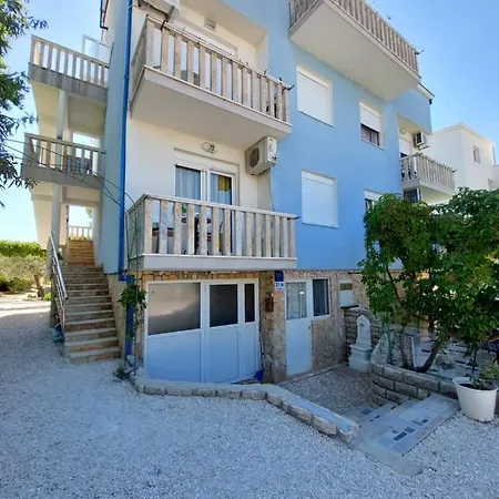 Apartments Crnjac Apartman Rogoznica (Sibenik-Knin)