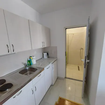 Διαμέρισμα Apartments Crnjac *