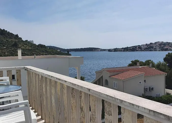 Crnjac Rogoznica (Sibenik-Knin)