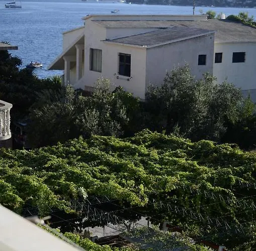 Crnjac Daire Rogoznica (Sibenik-Knin)